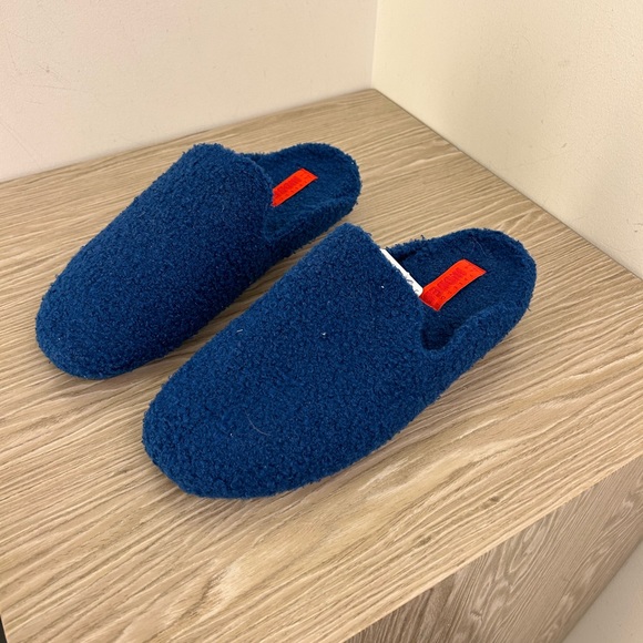 Freedom Moses Slipper, Kush Indigo - Picture 1 of 4